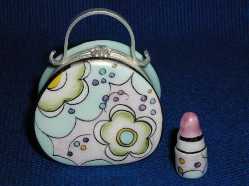 MODERN HANDBAG WITH FLOWERS